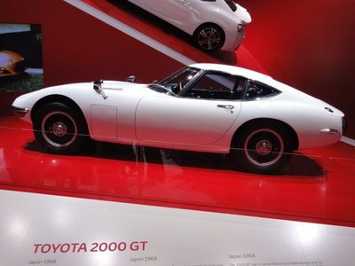 2000GT.jpg and 