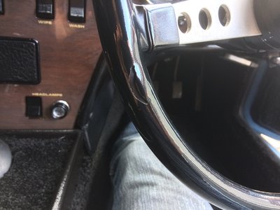 steering-wheel-1.jpg and 