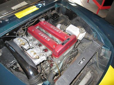 26-r-27-original-engine-compartment.jpg and 