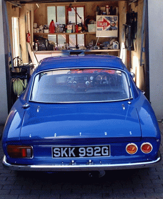 different-tail-light.gif and 