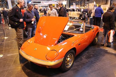 ClassicCarShow_NEC2012_031sm.jpg and 