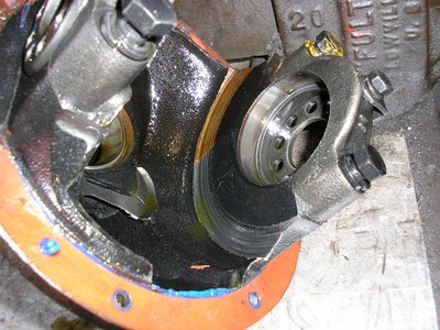 rear-diff-002.jpg and 