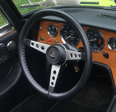 0260K_SteeringWheel.JPG and 