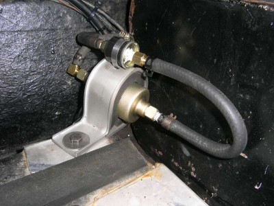 2010-04-16-Lotus-fuel-pump-install-4026-800.jpg and 